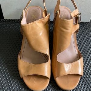 Vince Camuto cognac heels